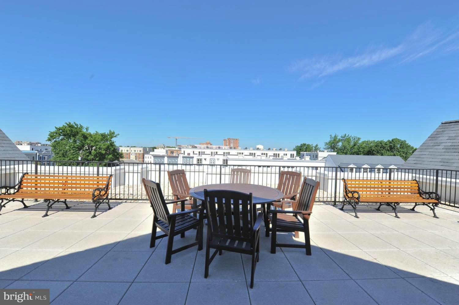 900 North Washington Street, Unit 201E Alexandria, VA 22314 - Photo 26 of 26 Exterior (General)