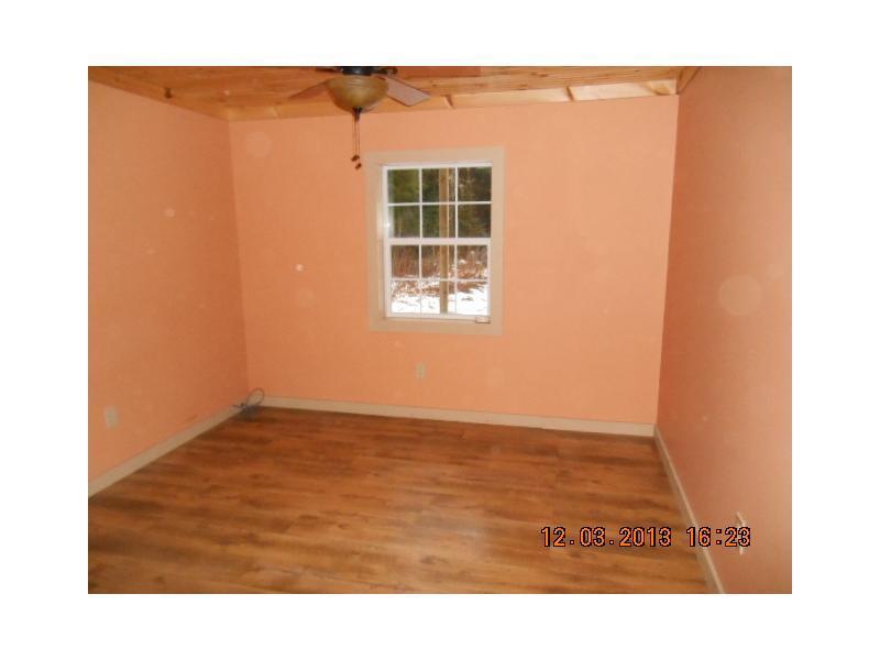 41 Russell Road Ludlow, ME 04730 - Photo 4 of 10 Bedroom.
