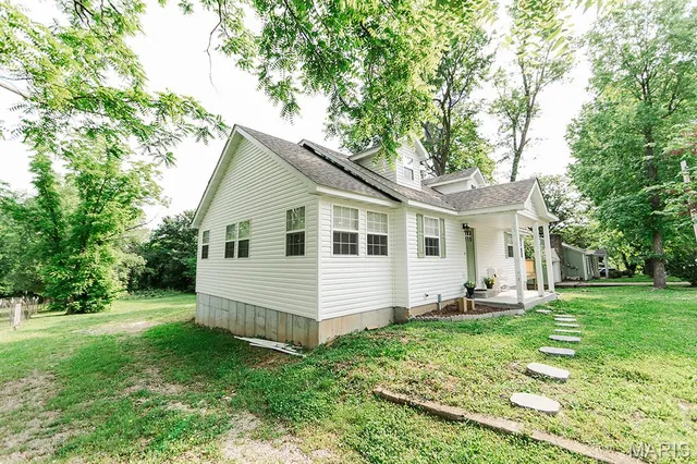 $288,000 | 300 East 11th Street, Salem, MO 65560