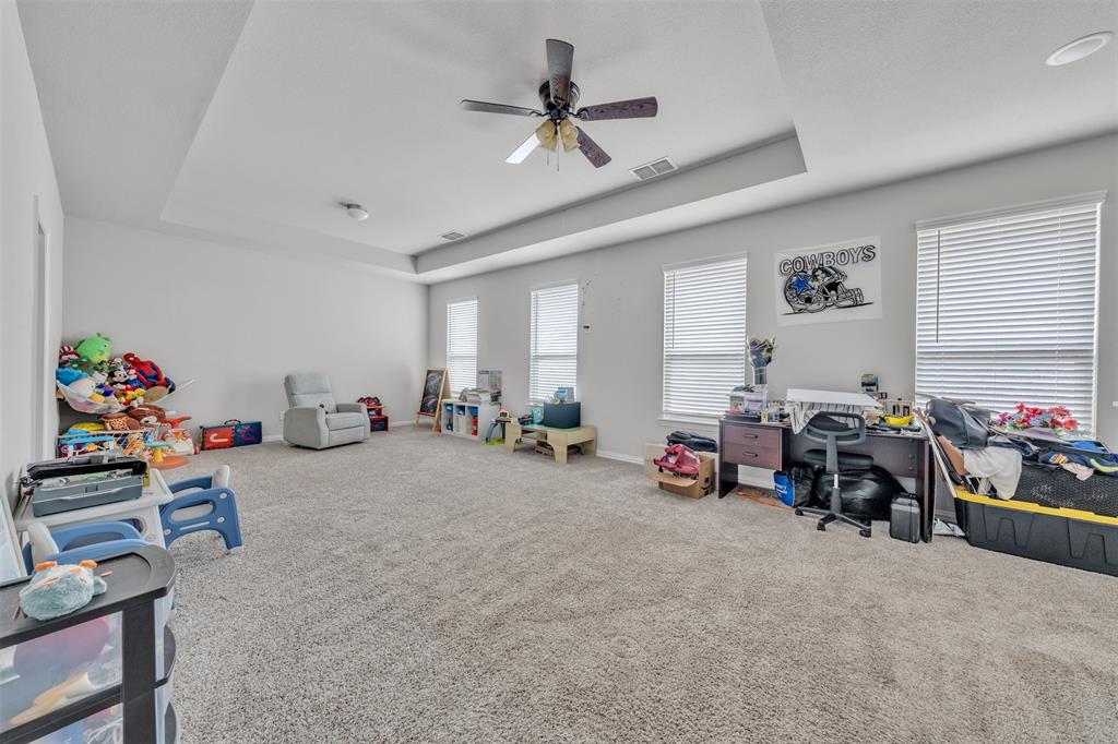 1802 Graham Way Mansfield, TX 76063 - Photo 28 of 38 a view of a room with furniture and toys