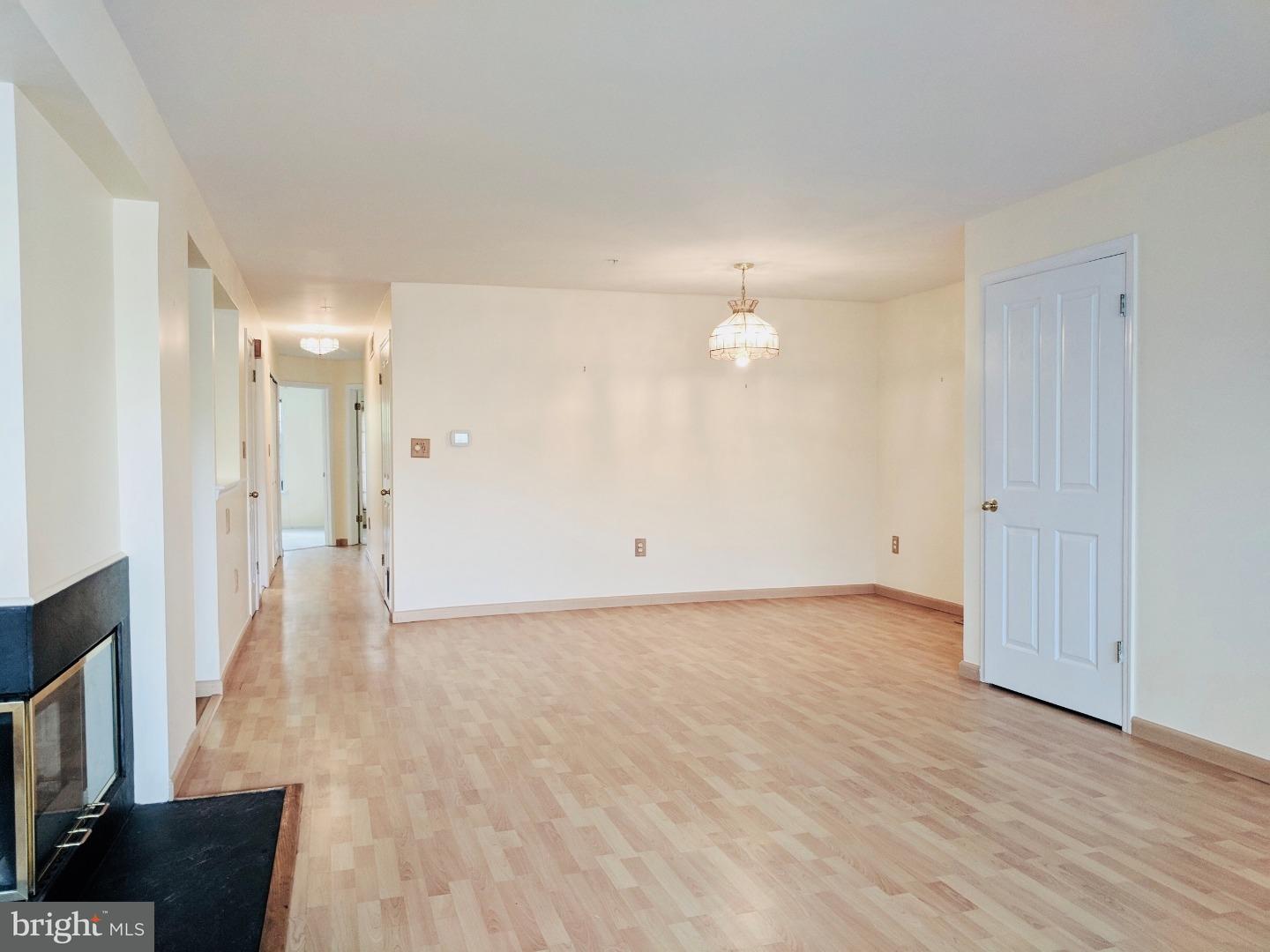 313 Brickhouse Road Princeton, NJ 08540 - Photo 2 of 20