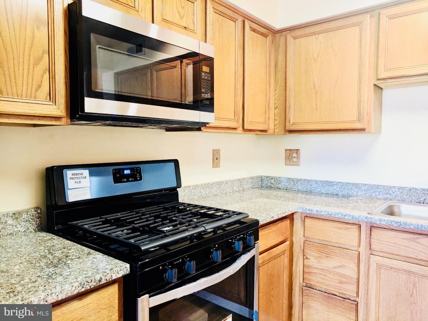 313 Brickhouse Road Princeton, NJ 08540 - Photo 6 of 20