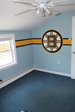 62 Edward Road Townsend, MA 01469 - Photo 11 of 14 an empty room with a window