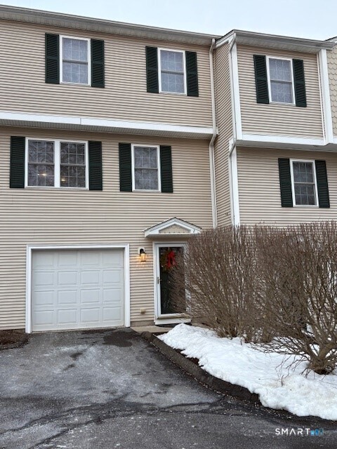 396 Main Street, Unit 2 Wallingford, CT 06492 - Photo 1 of 1 Gallery Image 1