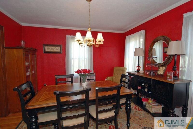 202 Ashland Road Middlesex, NJ 08846 - Photo 8 of 22 Gallery Image 8