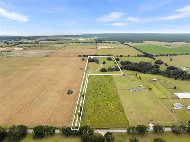 a view of a swimming pool