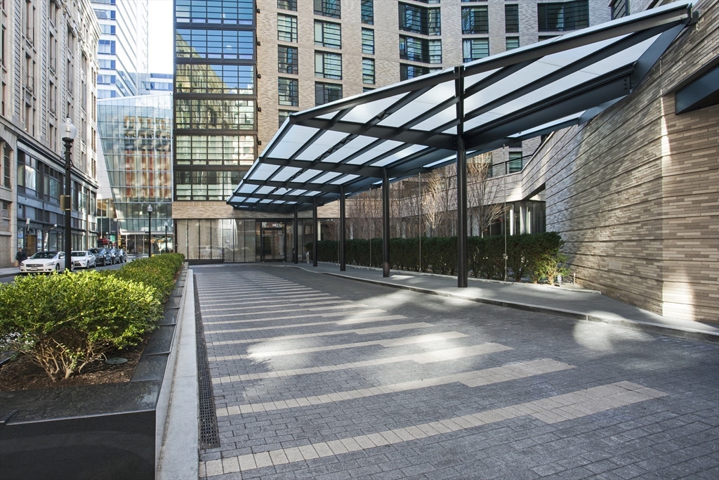 580 Washington Street, Unit 302 Boston, MA 02111 - Photo 12 of 40