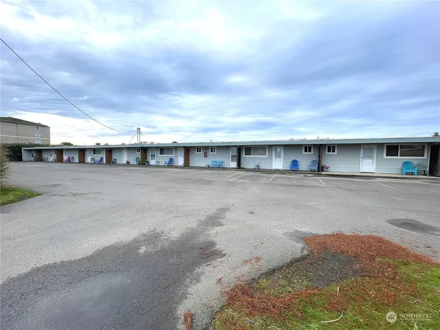 $159,900 | 759 Ocean Shores Boulevard Northwest, Unit C, Ocean Shores, WA 98569