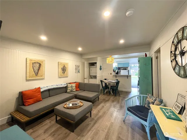 $159,900 | 759 Ocean Shores Boulevard Northwest, Unit C, Ocean Shores, WA 98569