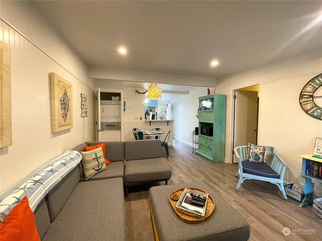 $159,900 | 759 Ocean Shores Boulevard Northwest, Unit C, Ocean Shores, WA 98569