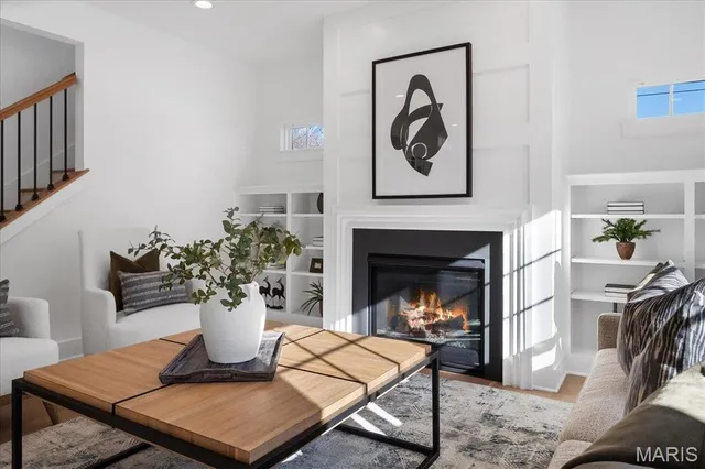 $832,000 | 2904 Collier Avenue, Brentwood, MO 63144