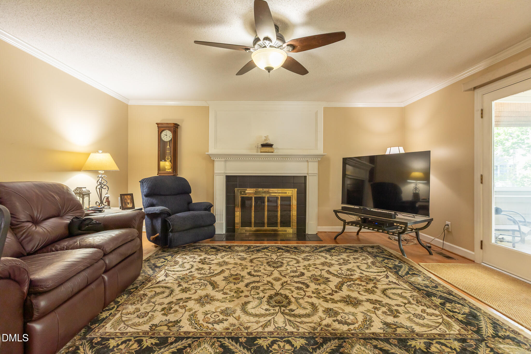 1956 Wilton Circle Raleigh, NC 27615 - Photo 13 of 54 Family Room