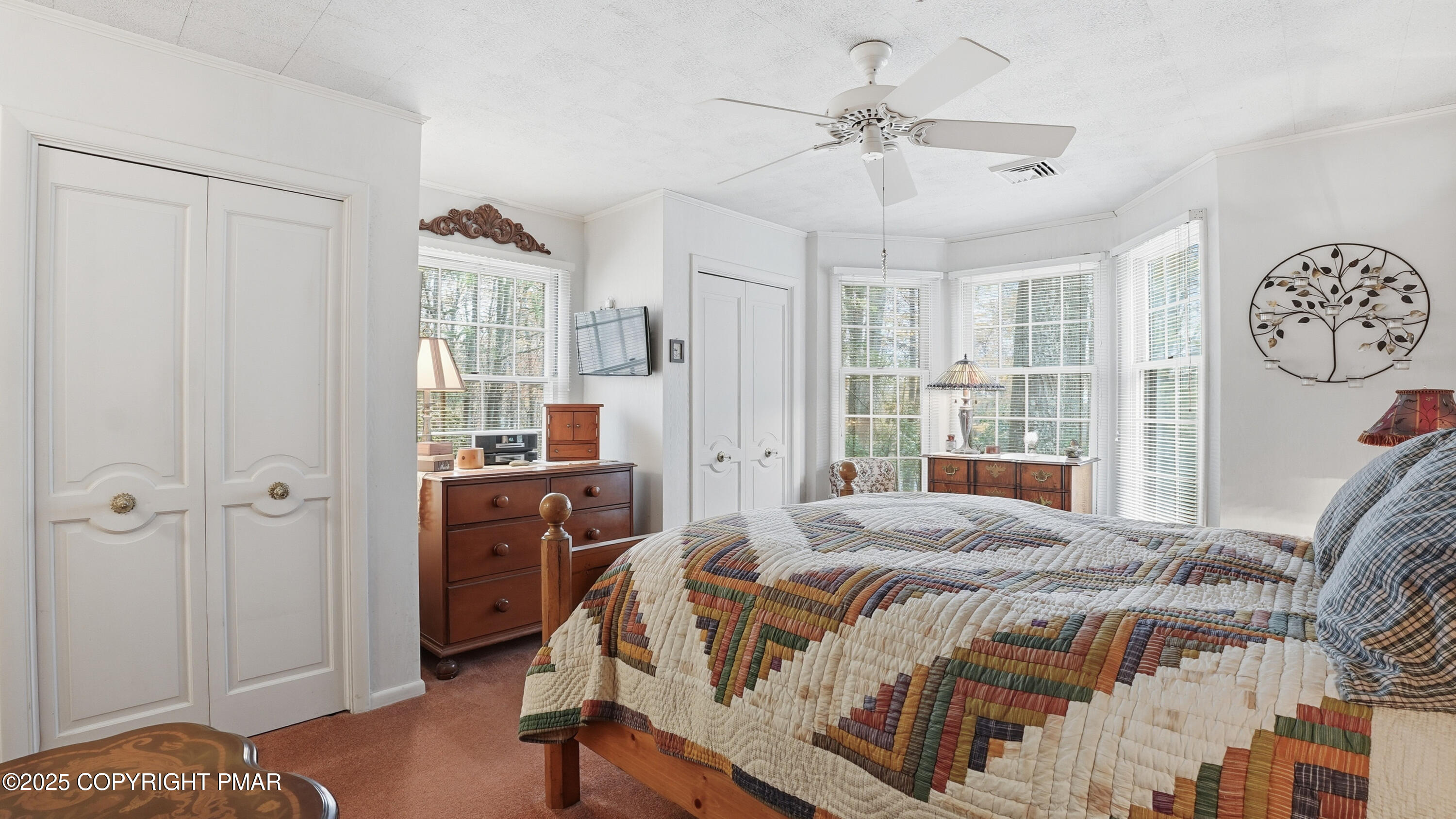 519 Pheasant Lane Cresco, PA 18326 - Photo 26 of 79 Primary Bedroom