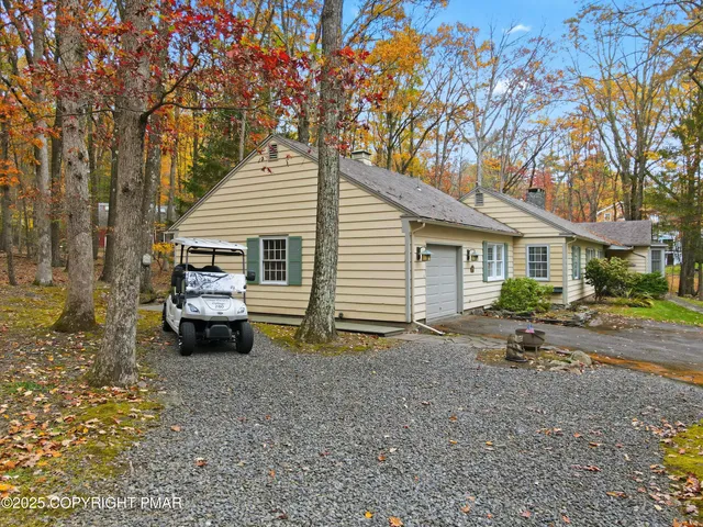 $499,000 | 519 Pheasant Lane, Cresco, PA 18326