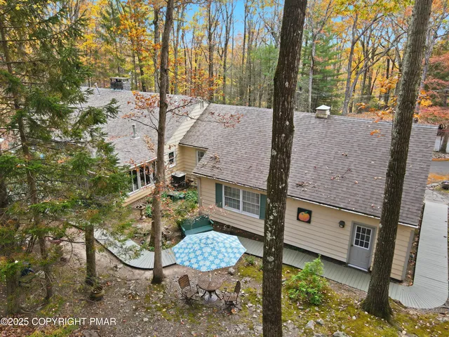 $499,000 | 519 Pheasant Lane, Cresco, PA 18326