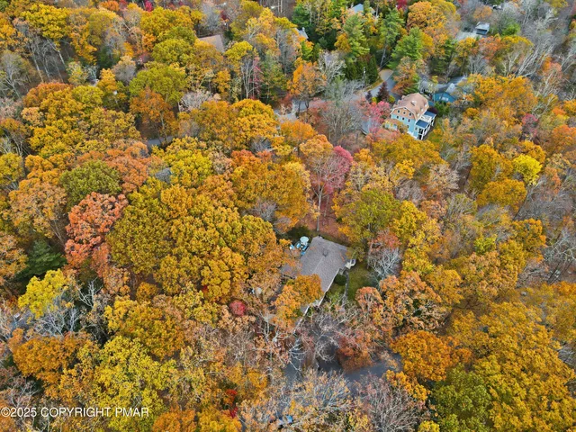 $499,000 | 519 Pheasant Lane, Cresco, PA 18326