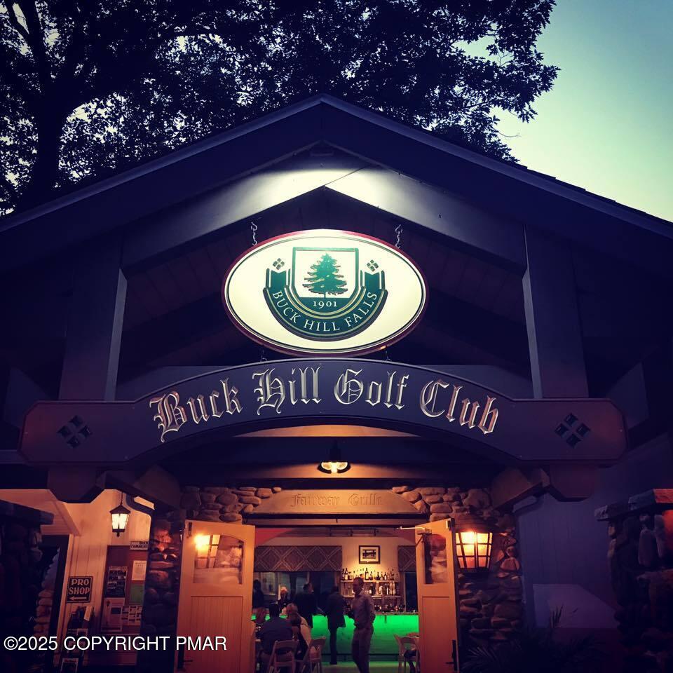 519 Pheasant Lane Cresco, PA 18326 - Photo 72 of 79 Fairway Grille 1