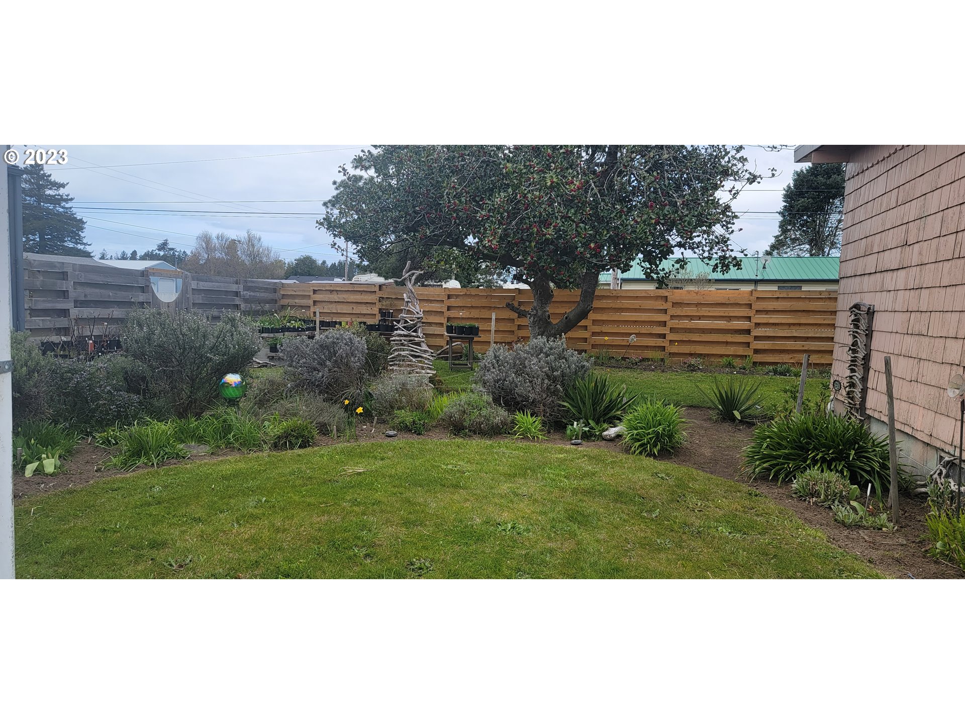 100 South 6th Street Lakeside, OR 97449 - Photo 36 of 42 a view of a back yard