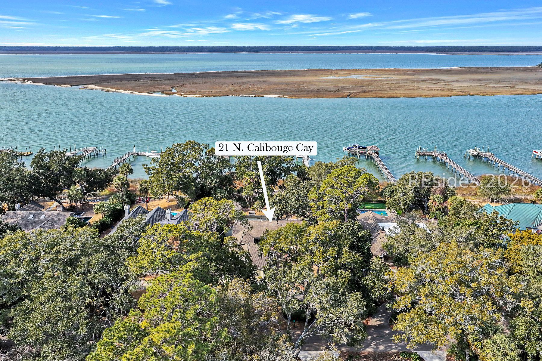 21 North Calibogue Cay Road Hilton Head Island, SC 29928 - Photo 2 of 66