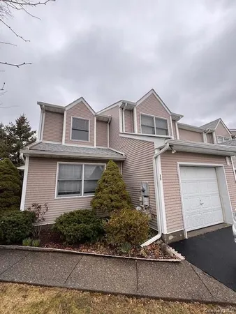 $2,750 | 35 Deer Crossing Drive, Fishkill, NY 12524