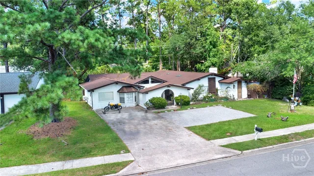 $650,000 | 618 Tibet Avenue, Savannah, GA 31406