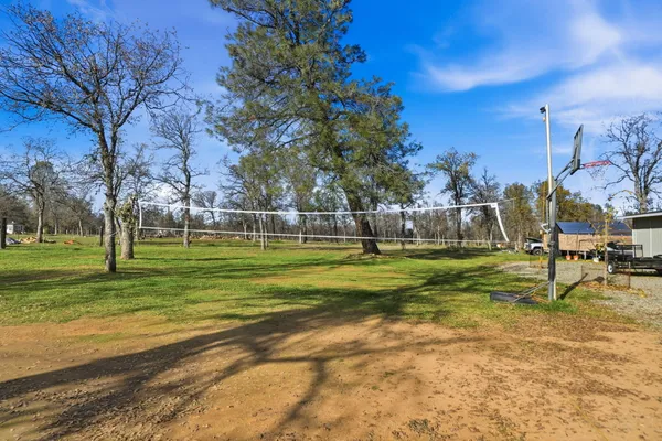 $250,000 | 17300 Lassen Avenue, Anderson, CA 96007