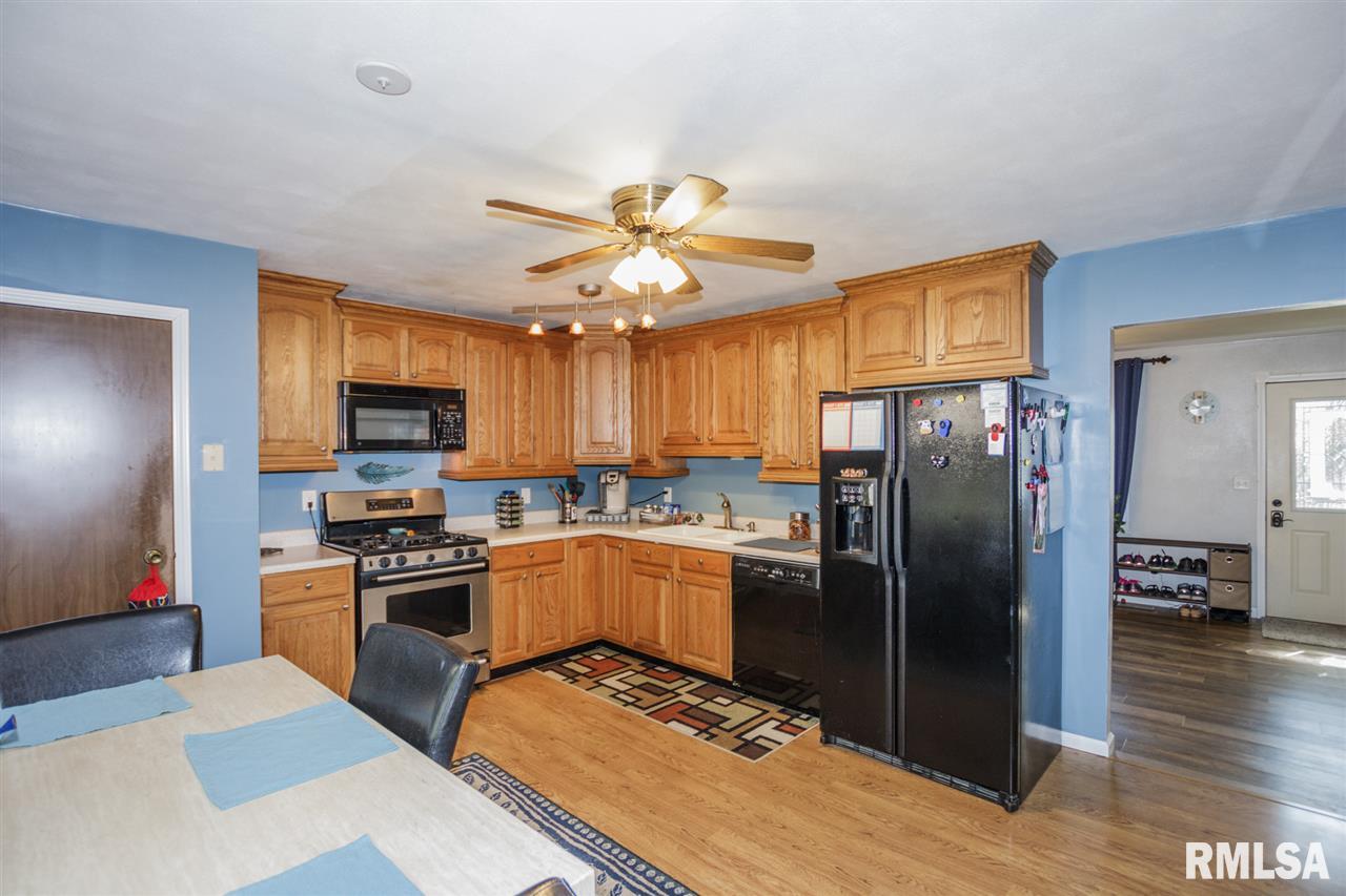 511 Pontiac Road Marquette Heights, IL 61554 - Photo 10 of 36 Gallery Image 10