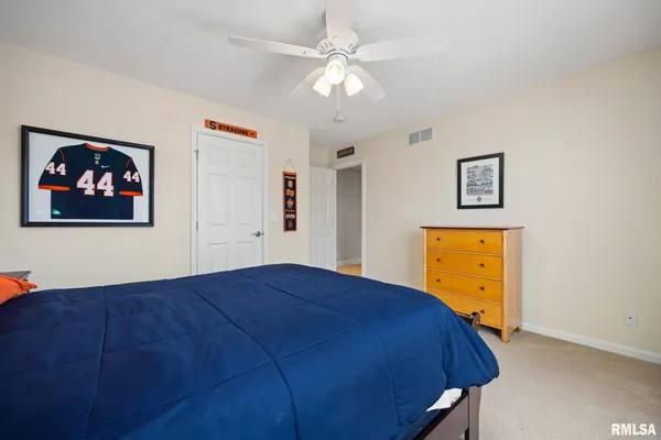 $450,000 | 5408 West Fieldstone Drive, Peoria, IL 61615