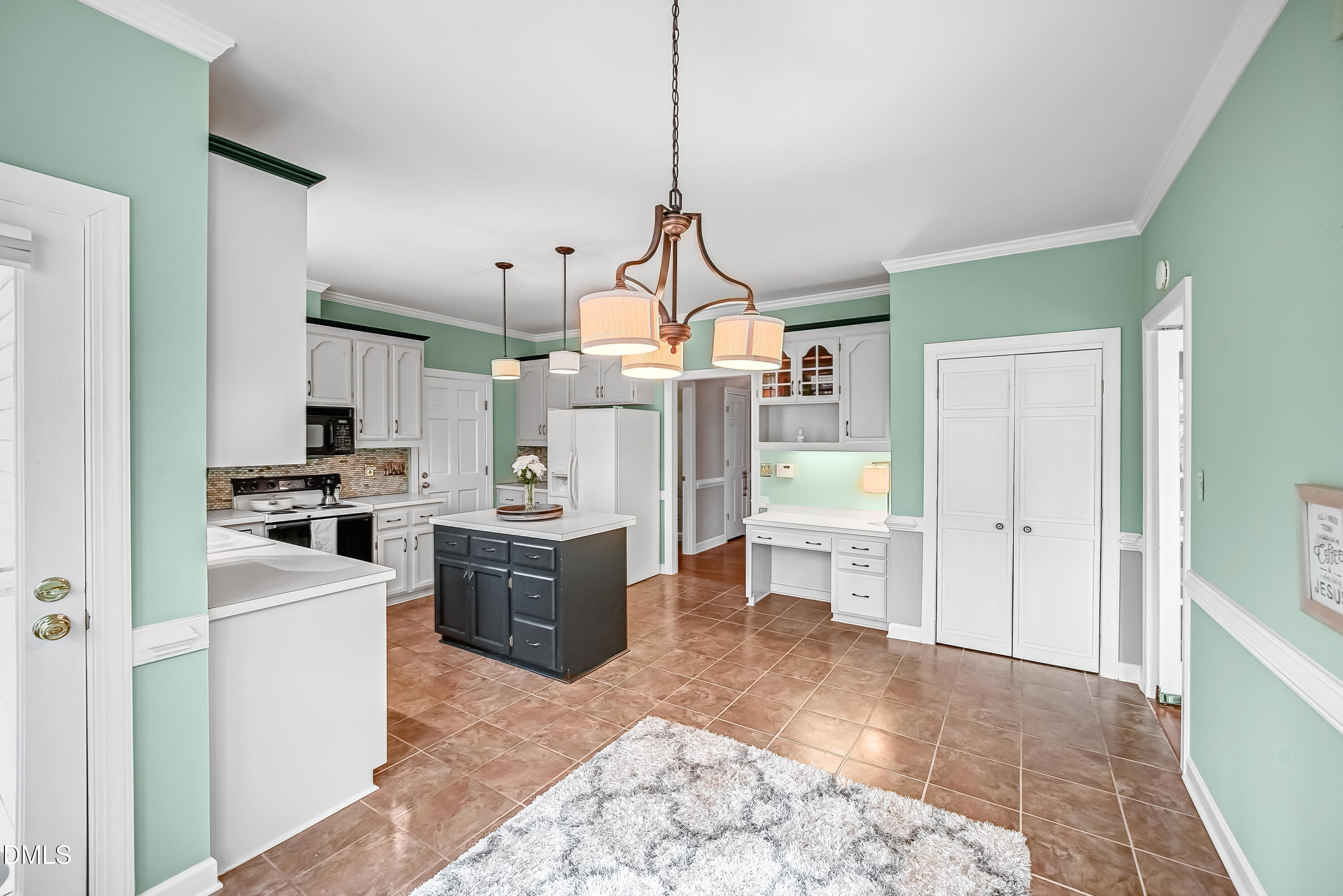 12204 Warwickshire Way Raleigh, NC 27613 - Photo 12 of 50 DSC07271_3_5