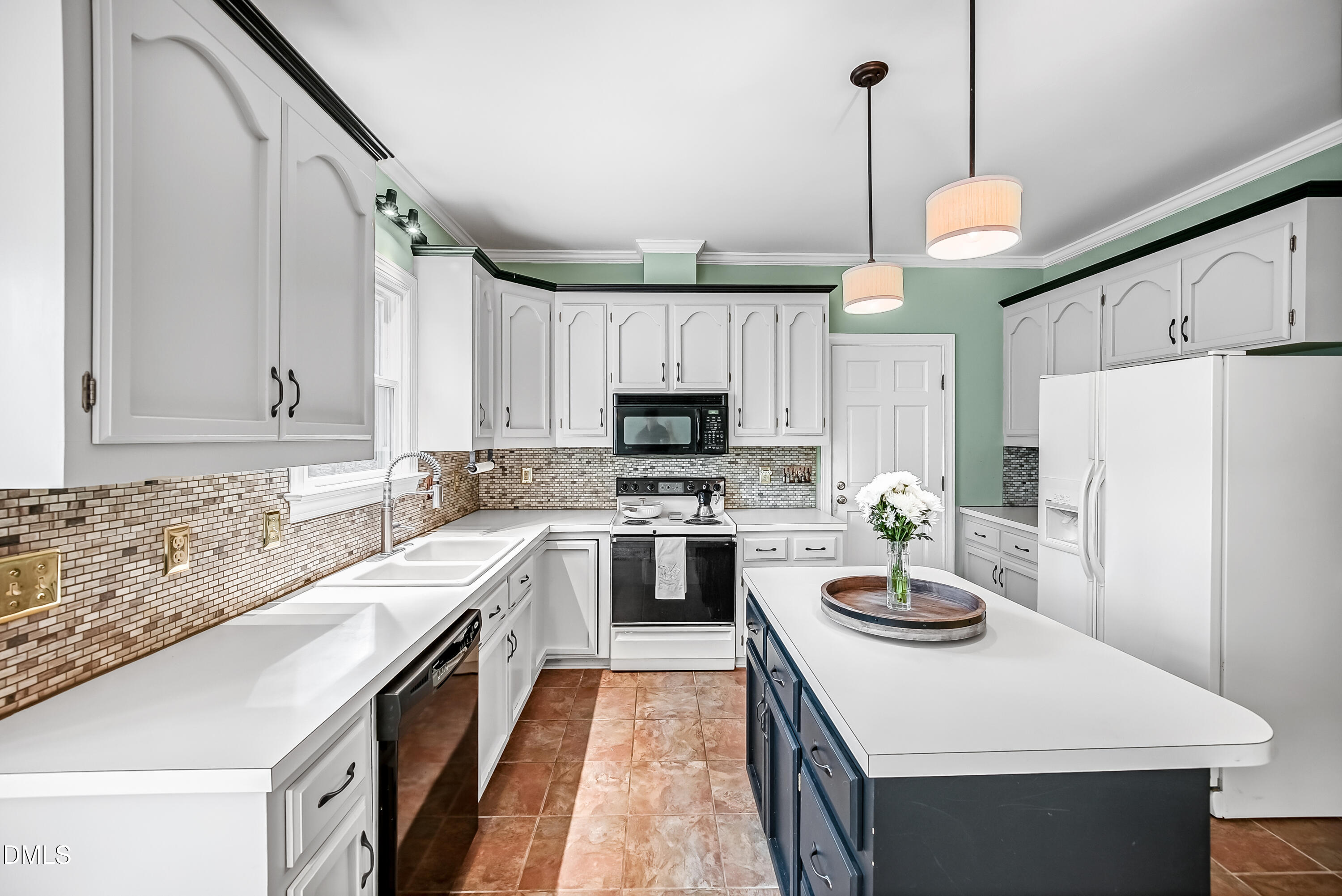 12204 Warwickshire Way Raleigh, NC 27613 - Photo 14 of 50 DSC07286_88_90