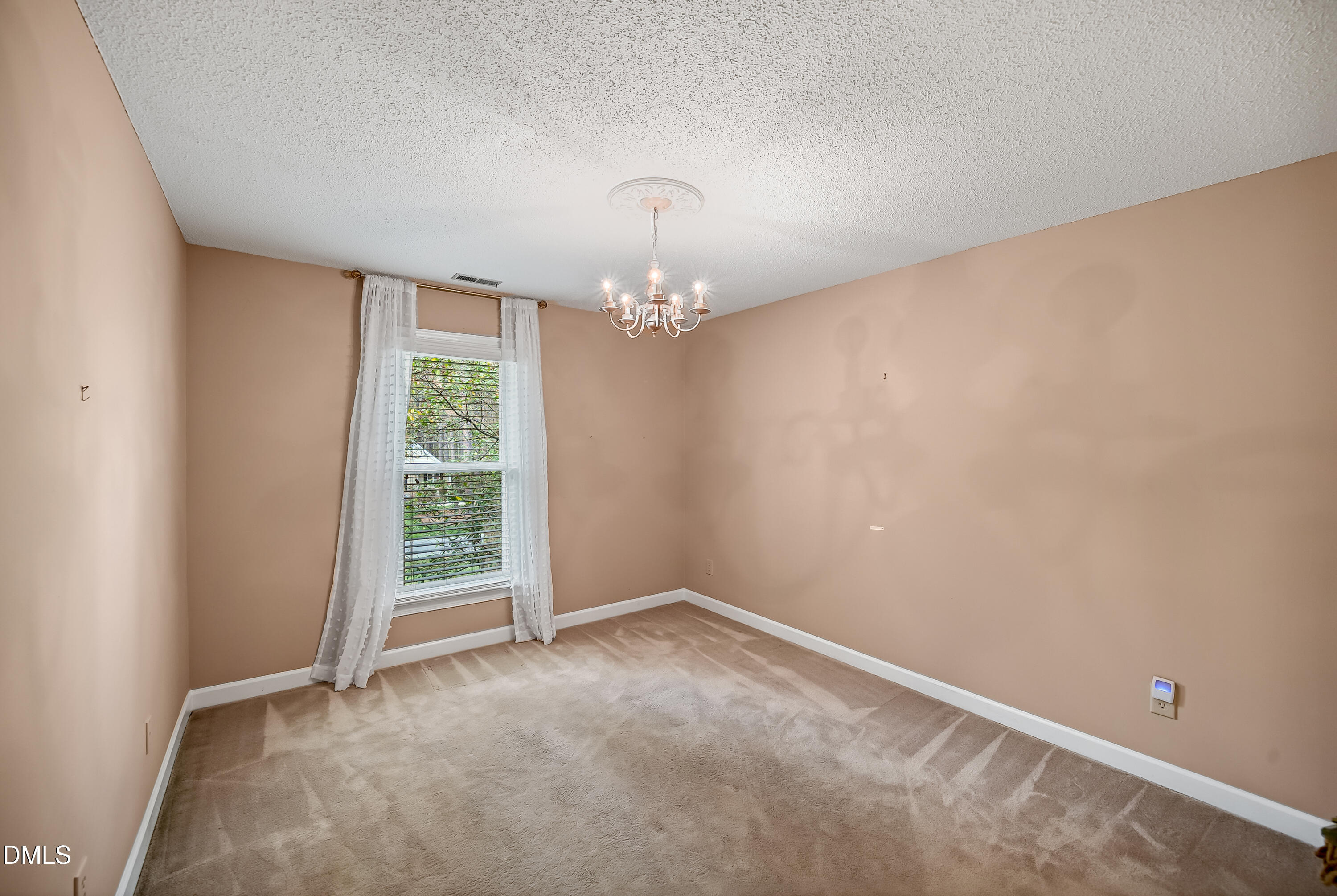 12204 Warwickshire Way Raleigh, NC 27613 - Photo 32 of 50 DSC07403_5_7