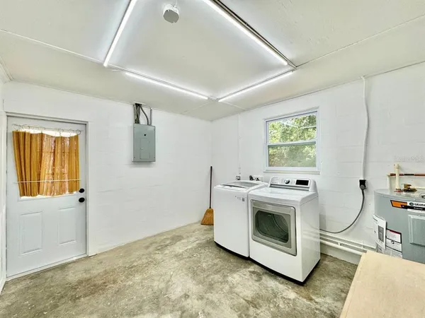 $2,100 | 10932 104th Avenue, Largo, FL 33778