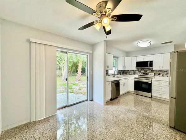 $2,100 | 10932 104th Avenue, Largo, FL 33778