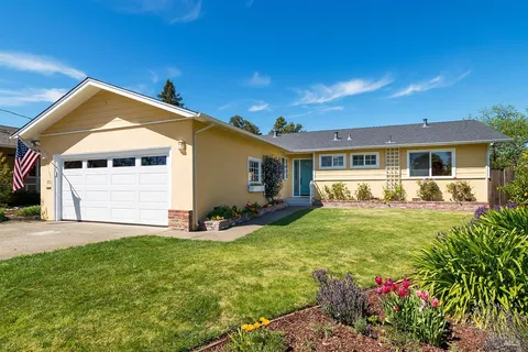 $1,199,000 | 10 St John Court, Novato, CA 94947