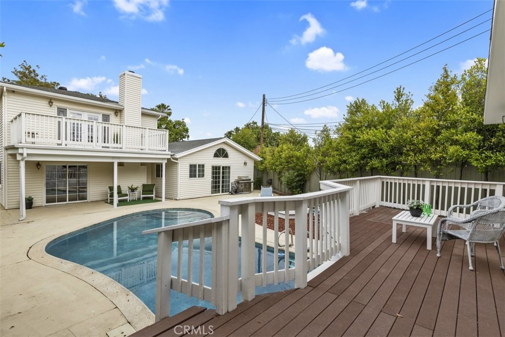 10437 Eton Avenue, Chatsworth, CA 91311 | Compass