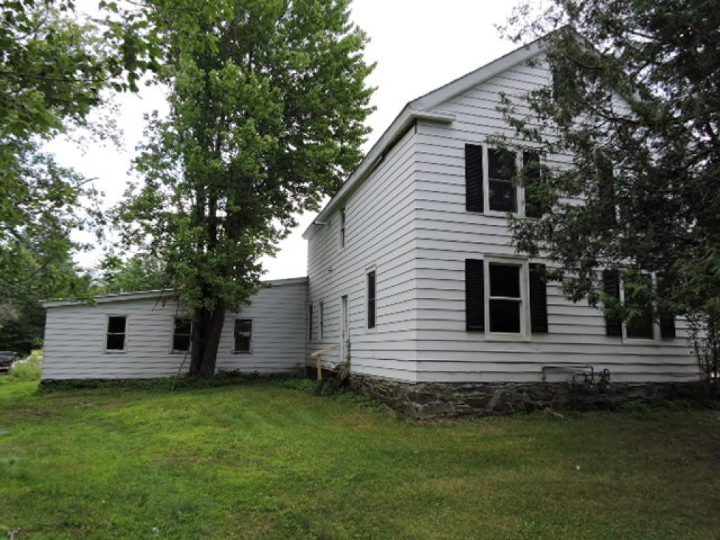 122 Jericho Road Essex, VT 05452 - Photo 4 of 21 Gallery Image 4