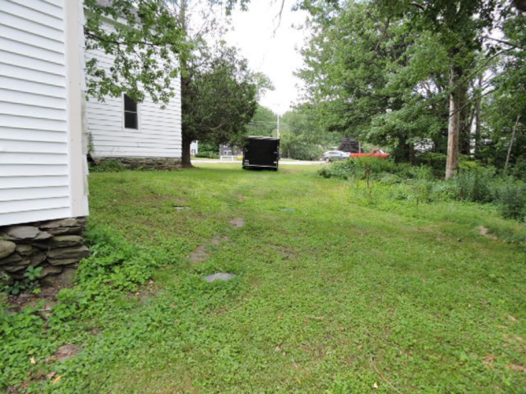 122 Jericho Road Essex, VT 05452 - Photo 7 of 21 Gallery Image 7