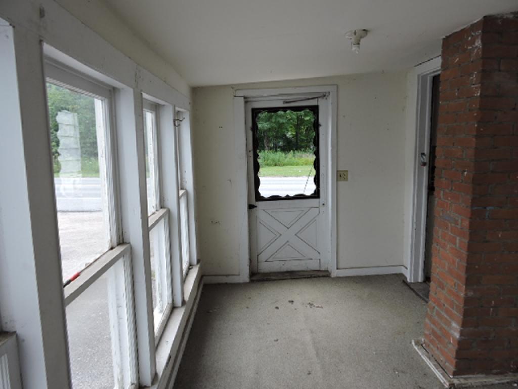 122 Jericho Road Essex, VT 05452 - Photo 10 of 21 Gallery Image 10