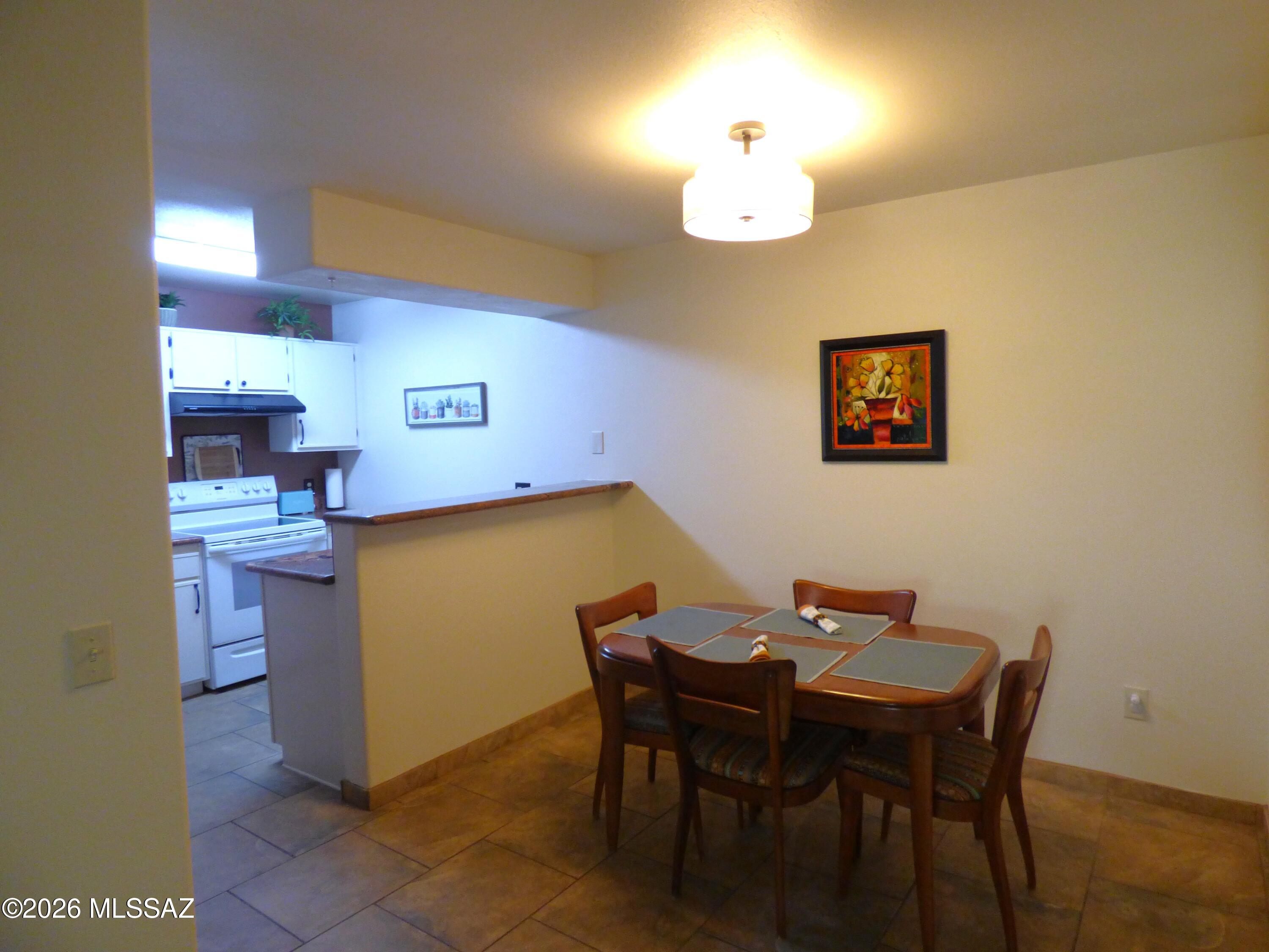 5751 North Kolb Road, Unit 5208 Tucson, AZ 85750 - Photo 7 of 20