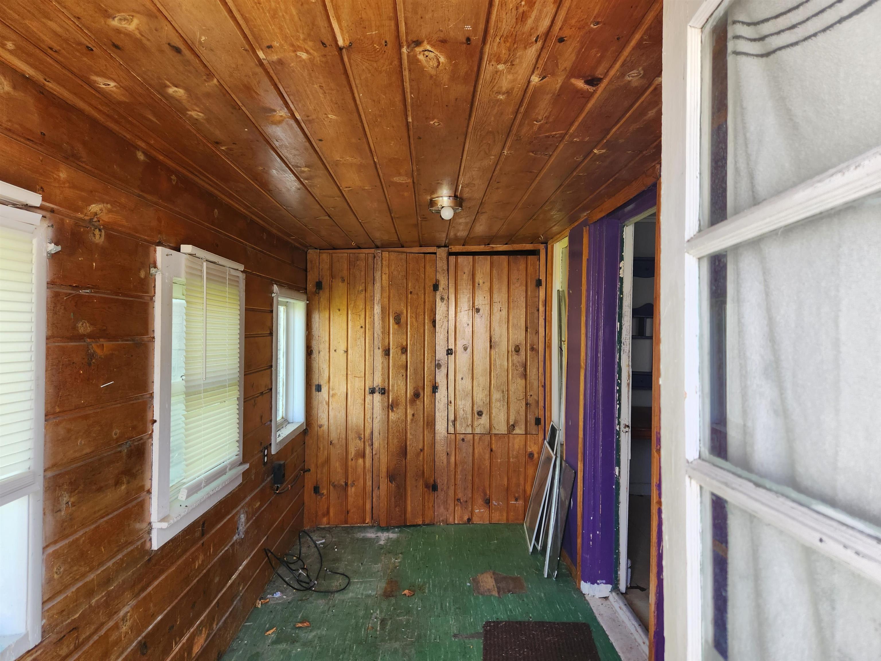 4680 East Kent Road Freeland, MI 48623 - Photo 11 of 33