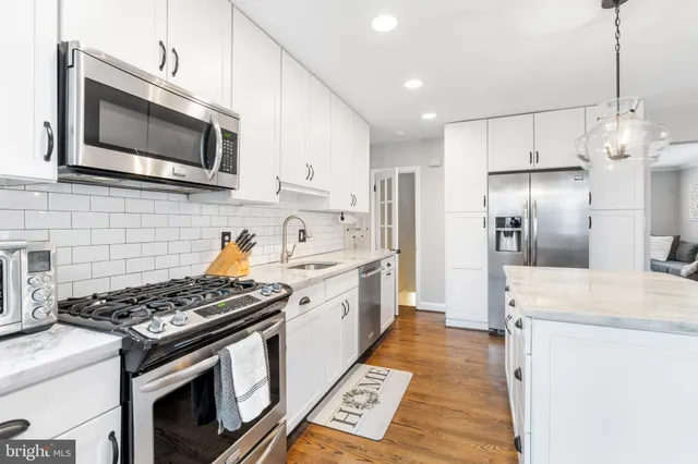 $515,000 | 136 Hopkins Road, Baltimore, MD 21212