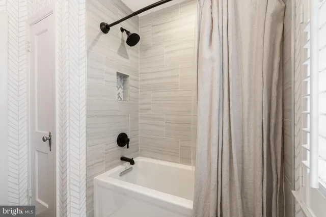 $515,000 | 136 Hopkins Road, Baltimore, MD 21212