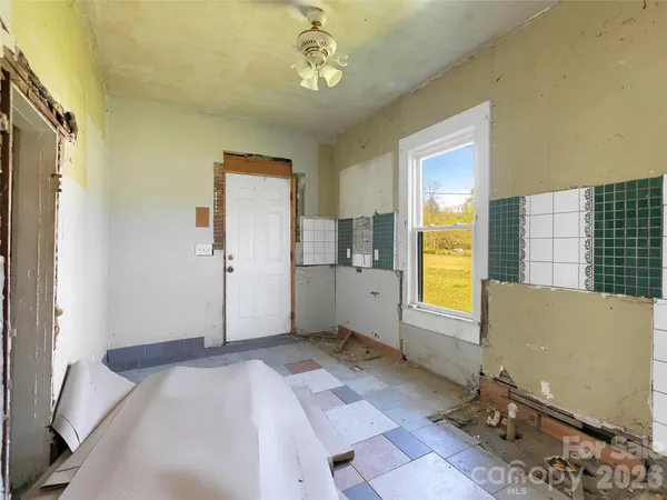a view of a livingroom with a windows