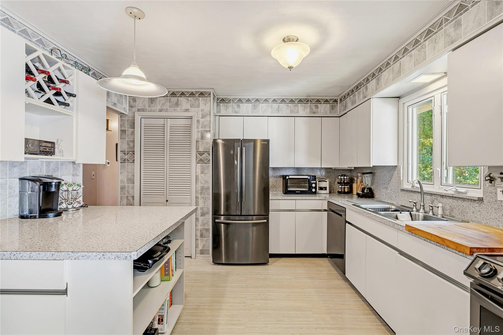 54 Randall Road Wading River, NY 11792 - Photo 8 of 24
