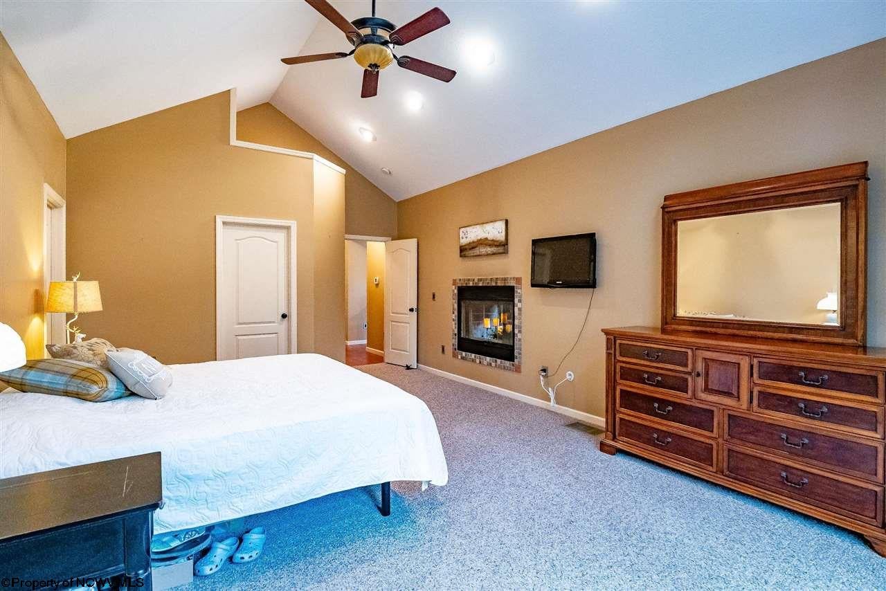 136 Gray Rock Road Davis, WV 26260 - Photo 12 of 30 Gallery Image 12