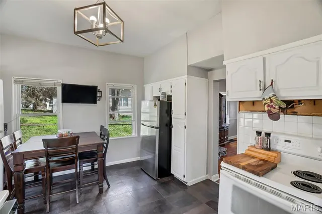 $79,999 | 135 East Holden Avenue, St. Louis, MO 63125