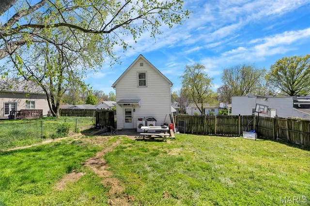 $79,999 | 135 East Holden Avenue, St. Louis, MO 63125