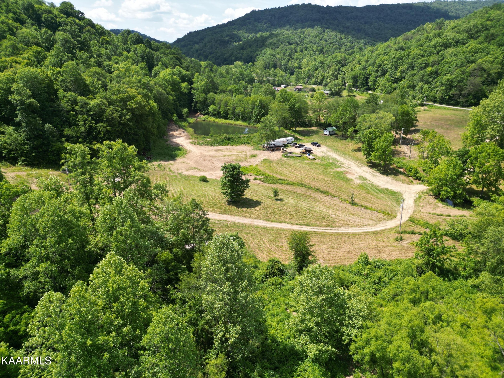 5090 Buffalo Road Oneida, TN 37841 - Photo 4 of 13 Gallery Image 4