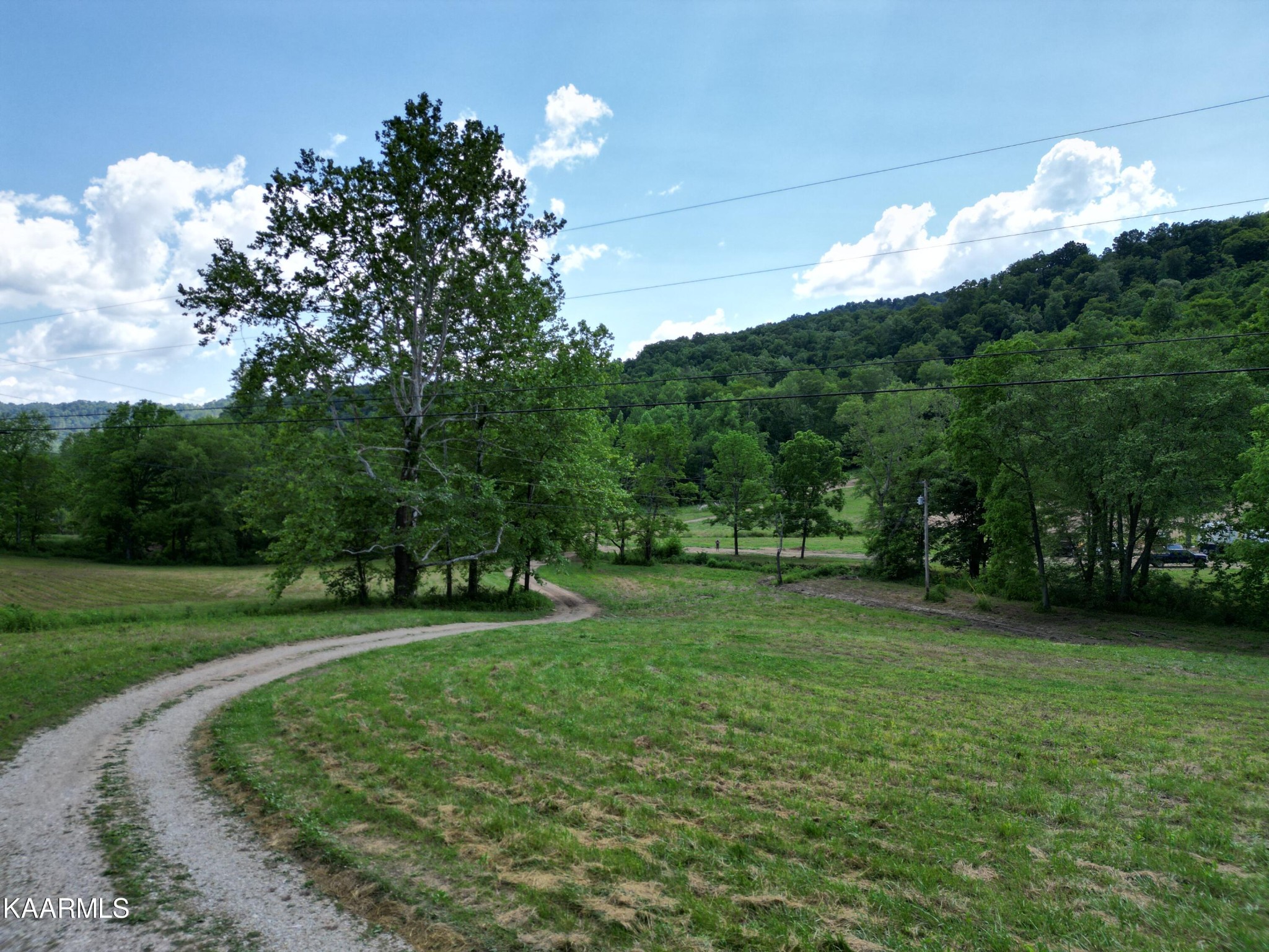 5090 Buffalo Road Oneida, TN 37841 - Photo 10 of 13 Gallery Image 10