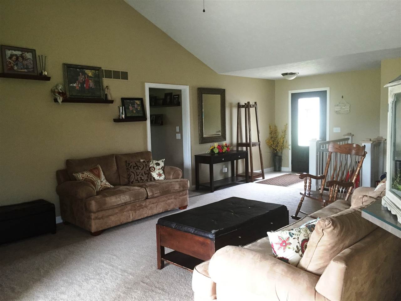 1610 Briar Lane Rochester, IN 46975 - Photo 4 of 16